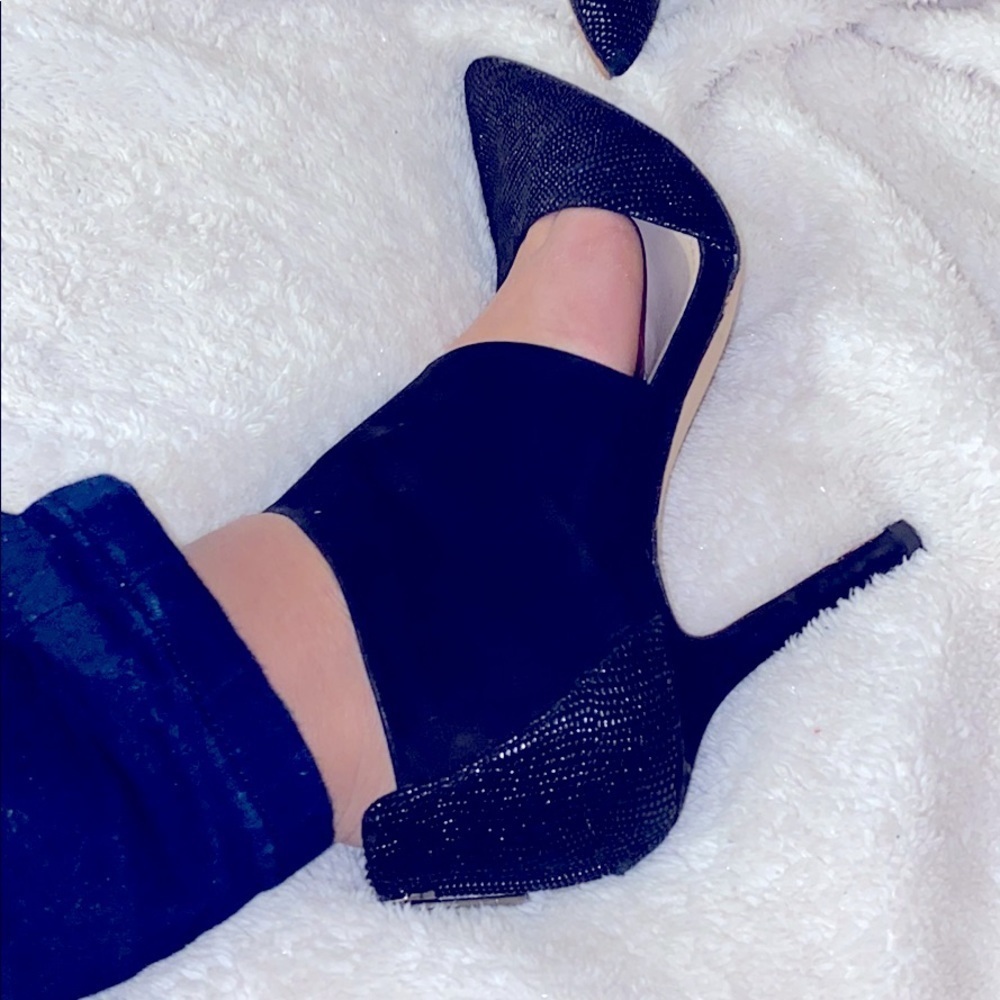 Vince Camuto Pump
